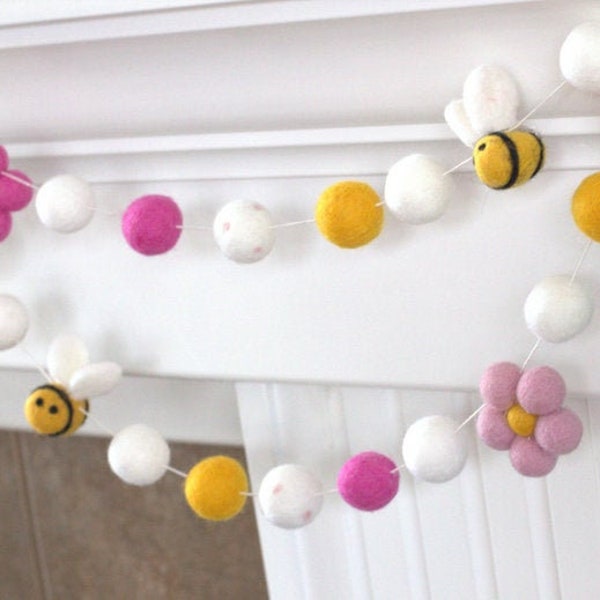 Bumble Bee & Daisy Flower Garland- 1" Felt Balls- Pink, Golden Yellow, White- Spring Mantle Banner, Summer Shelf, Easter Home Decor