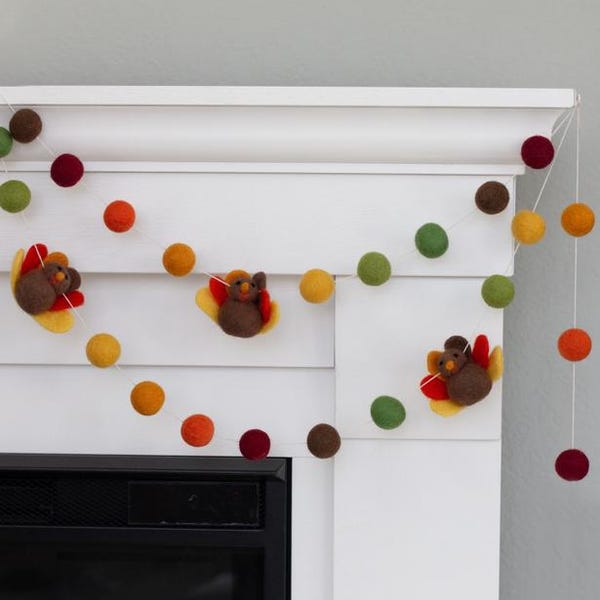 Thanksgiving Turkey Garland- Burgundy Green Orange- Fall Harvest Decor, Mantel Banner, Autumn Shelf Bunting- 1" Felt Balls 2.5" Turkeys