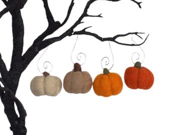 Wool Felt Pumpkin Ornaments - PICK YOUR COLORS - 1.5" Mini Pumpkins -  Halloween Tiered Tray Decor, Fall Tree Decoration - Handmade Gift