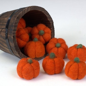 Felt Fall Pumpkins- Bright Orange- SET OF 3, 5, 10, 20- Tiered Tray, Autumn Bowl Filler, Halloween Decor, Thanksgiving Harvest- 1.5&quot; Pumpkin