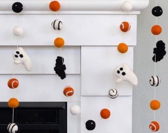 Ghost Bat Halloween Garland- Swirl Dots Orange Black- Fall Mantel Banner, Autumn Shelf, Scary Party Home Decor- 1" Wool Felt Balls- Handmade