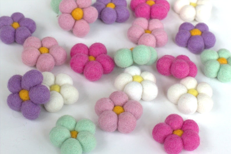 Felt Daisy Flowers Pink Lavender Seafoam White Set of 5 or 10 Spring Bowl Filler, Easter Tiered Tray Decor, Shelf Sitter Approx 1 7/8 image 1