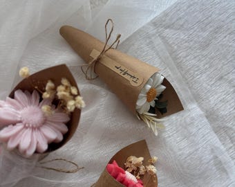 Ramo de velas en forma de cono - regalo para profesora/niñera