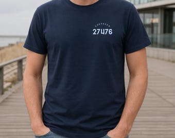 Camiseta personalizada con ciudad y código postal, diseño minimalista, personalizada con tu ciudad natal, camiseta unisex, regalo