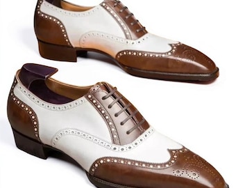 Handgefertigte Herren-Oxford-Schnürschuhe aus zweifarbigem braun-weißem Leder, klassisch und elegant