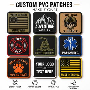 Puede incluir: Una colección de nueve parches cuadrados de PVC personalizados con varios diseños, incluyendo banderas estadounidenses, un paisaje de montaña, una calavera con equipo táctico, un emblema de bomberos, una serpiente enroscada, una estrella paramédica y huellas.