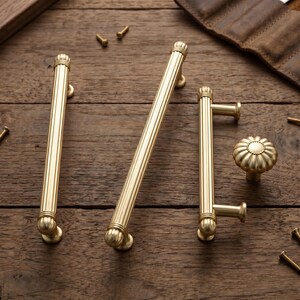 Fluted Brass Cabinet Handles Drawer Pulls Luxury Solid Metal Kitchen Wardrobe Furniture Hardware Gold Bar Handles and Knobs Set Modern