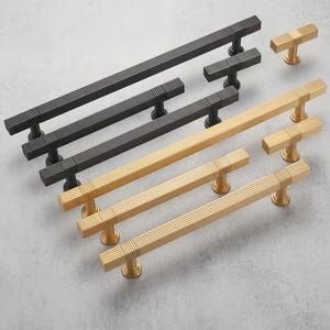 Modern Ribbed Cabinet Handles and T Bar Knobs, Fluted Drawer Pulls for Kitchen Cabinets, Wardrobe, Furniture Hardware Black Gold Brass