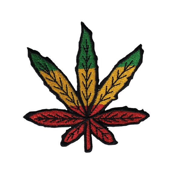 Canada Leaf Embroidered Patch 3 x 3.5 Iron-On//Sew-On Officially Licensed