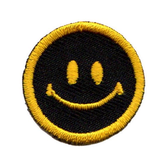 SMILEY HAPPY HEART FACE YELLOW 70s HIPPIE IRON ON APPLIQUE PATCH USA SELLER