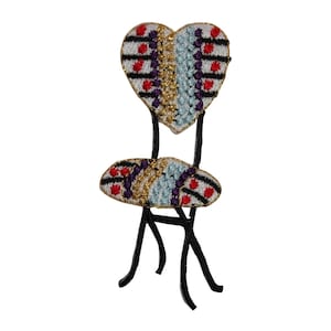ID 7960 Heart Shaped Chair Patch Folding Casino Seat Embroidered IronOn Applique