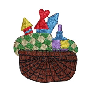 ID 3145 Picnic Basket Patch Summer Lunch Date Food Embroidered Iron On Applique