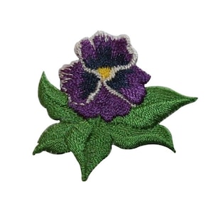 ID 6906 Purple Lily Flower Patch Garden Iris Blossom Embroidered IronOn Applique
