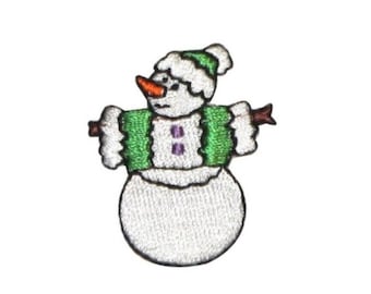 ID 8217B Snowman With Sweater Patch Winter Craft Embroidered Iron On Applique