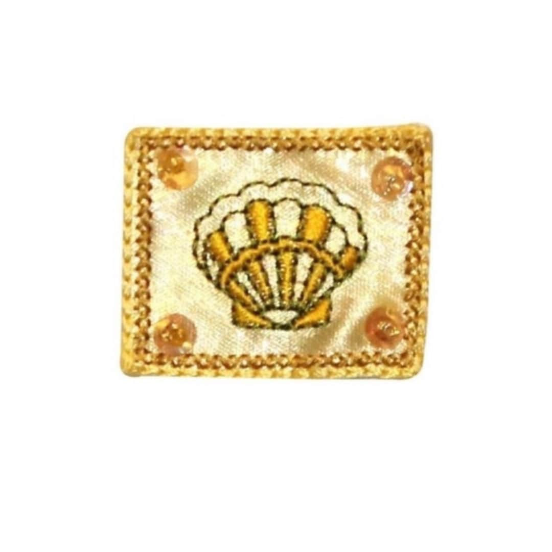 ID 0390A Clam Seashell Patch Ocean Beach Sea Life Embroidered Iron on ...