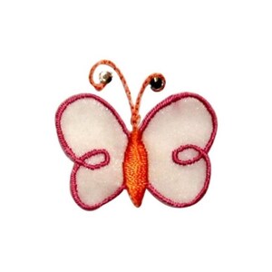 Può includere: Una farfalla bianca con contorni rosa e un corpo arancione. La farfalla ha due piccole perline argentate sulle sue antenne.