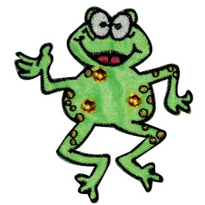 Peut inclure: Grenouille verte avec un large sourire et de grands yeux, brodée avec des accents de paillettes dorées. La grenouille est en position de saut, les pattes tendues.