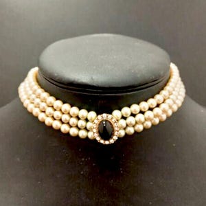 Couture Attwood & Sawyer Pearl Chocker w Black Pendant Designer Wedding, Occasions Jewellery