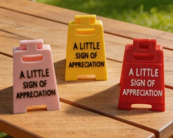 Mini "A Little Thank You" desktop sign, a cute and encouraging gift for colleagues, a small thank-you decoration,  a gift for yourself.
