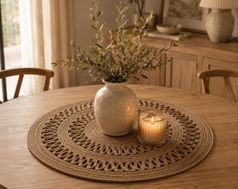 Chemin de table rond en jute 61 x 61 cm, style bohème, set de table brodé en jute tissé, décoration de table en fibre naturelle, nappe rustique