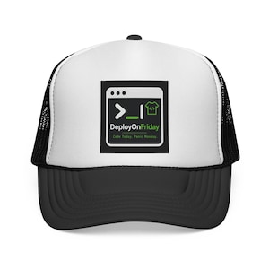 DeployOnFriday code logo Casquette trucker | Casquette de programmeur Dev Ops