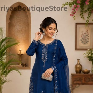 Conjunto de kurta para mujer con lentejuelas Chinon bordadas y salwar Farshi, ideal para fiestas y ocasiones especiales.