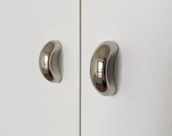 Tirador pequeño semicircular/Pomo de latón macizo para armario/Acabado en níquel pulido/Tiradores modernos para puertas de armario/Pomo para habitación infantil/Pomos sin lacar