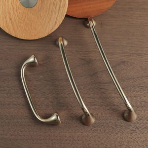 Silver Curved Brass Cabinet Handle/Modern Drawer Pulls/Luxury Kitchen & Furniture Hardware