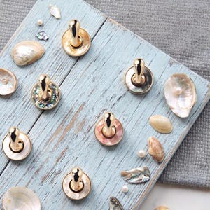 Shell Hook/Mother of pearl wall hook/Art Deco Shell Hardware for Bathroom/ Luxury ShellWall Hangers, Entryway & Bathroom Organizer