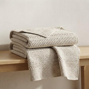 Cobblestone Pathways Crochet Blanket Pattern: Moss Stitch Throw (PDF)
