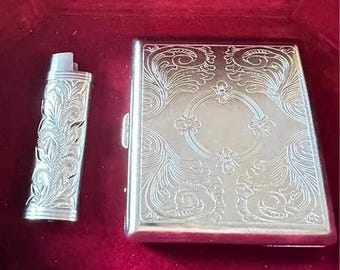 Set - Vintage cigarette case / card case with floral engraving