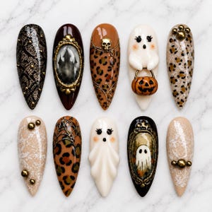 Unghie finte 3D fantasma zucca, unghie finte leopardate marroni, unghie in gel gotiche con cornice dorata, unghie spettrali per Halloween e autunno