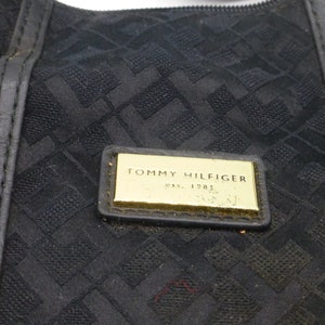 Black Tommy Hilfiger Shoulder Handbag EUC