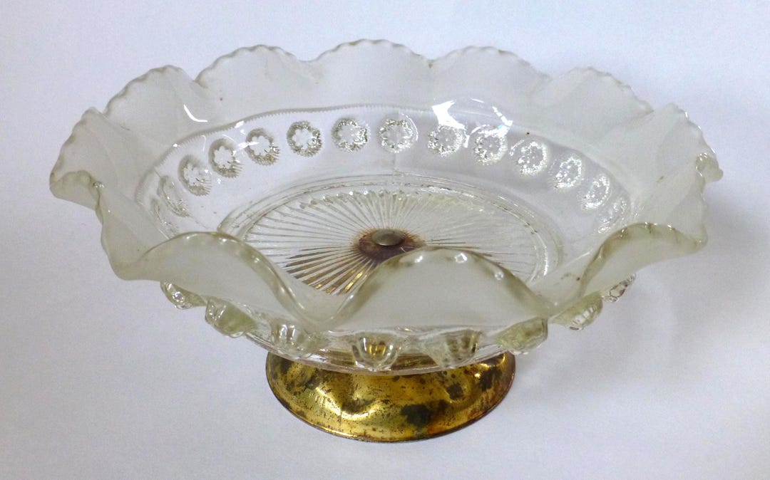 Prunt Vintage Davidson Frosted Blackberry Prunt Pattern Glass Metal Footed ...