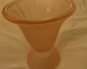 Vintage Pink Frosted Dessert/Parfait/Ice Cream Libbey Glass ? 4 7/8” H x 4” W