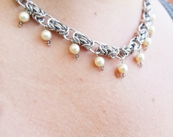 Byzantine Lace Necklace - Delicate Pearl Necklace - Statement Necklace - Classy Minimalist Necklace