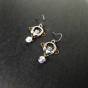 Filigree Claddagh Earrings image 3