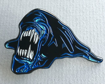 Alien Queen Horror Enamel Pin