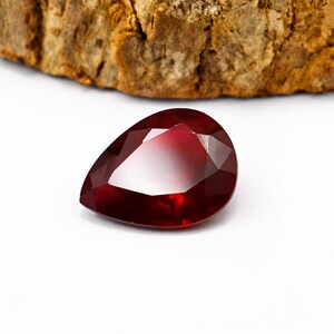 Natural Dark Red Ruby Pear Cut Loose Gemstone for Engagement Ring Making