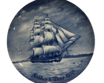 Vintage 1970 Royal Copenhagen Blue Father's Day Ship Decorator Collection Plate