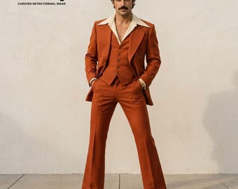 Herren Retro 70er Jahre Orange Orange Anzug 3-Teiler | Vintage-Stil breites Revers und ausgestellte Schlaghose | Hochzeits- oder Abschlussball-Outfit