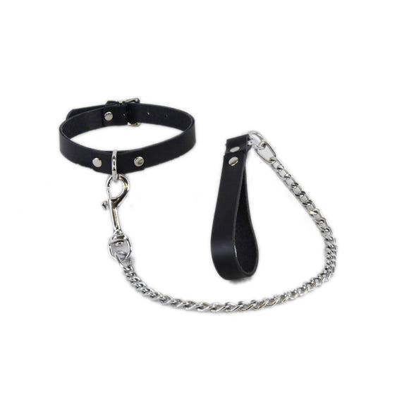 choker collar with leash