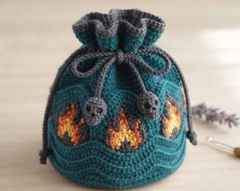 Skull Crochet Pattern, Flame Crochet Pouch, Gothic Crochet Bag, Halloween Pouch , Witchy Crochet , Crochet Coin Purse.