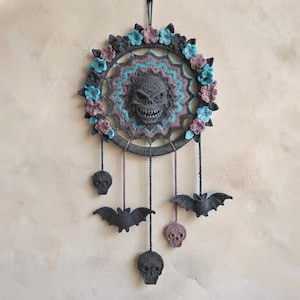 Gothic Dream Catcher Pattern, Skull Wall Hanging, Halloween Decor, Gothic Home Decor, Mandala Wall Hanging, Bat Wall Hanging.