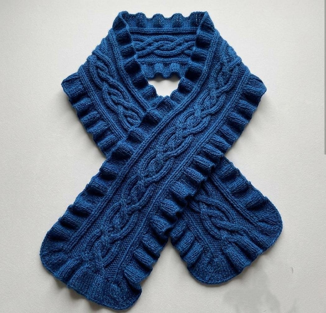39 Crochet Scarf Ideas: Stylish Patterns for Skinny, Chunky, Cowl, and Wrap Looks 30 Cable Crochet Scarf