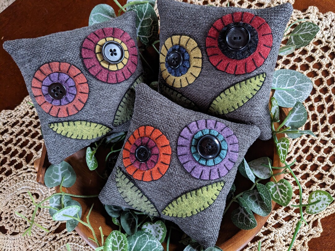 Penny Rug Flowers Bowl Filler Pillow Tucks Etsy