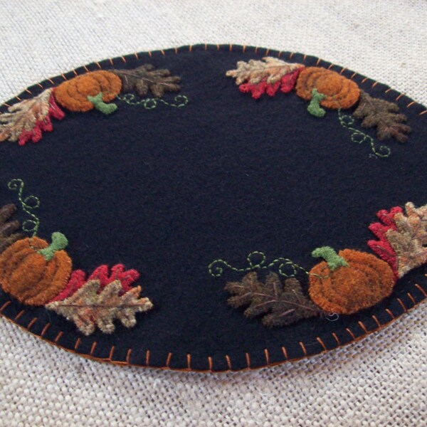 Fall Splendor Candle Mat