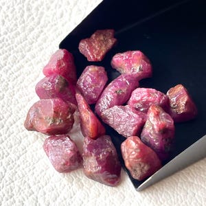 15 Pieces~AAA++Natural Red Ruby Raw Rough-6/8 MM< Genuine Ruby Raw Healing Crystal-Loose Raw Ruby Stone