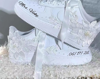 Floral Bridal Sneakers, White Wedding Shoes, Bamboo Leaf Embroidered Bride Sneakers, Bridesmaid Gift, Bridal Party Shoes, Reception Sneakers