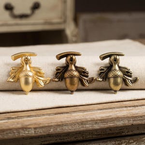 Vintage Acorn Cabinet Knob Set Luxury Furniture Pull Handle Drawer Pull Wardrobe Door Hardware Decorative Kitchen Cabinet Knobs Home Decor